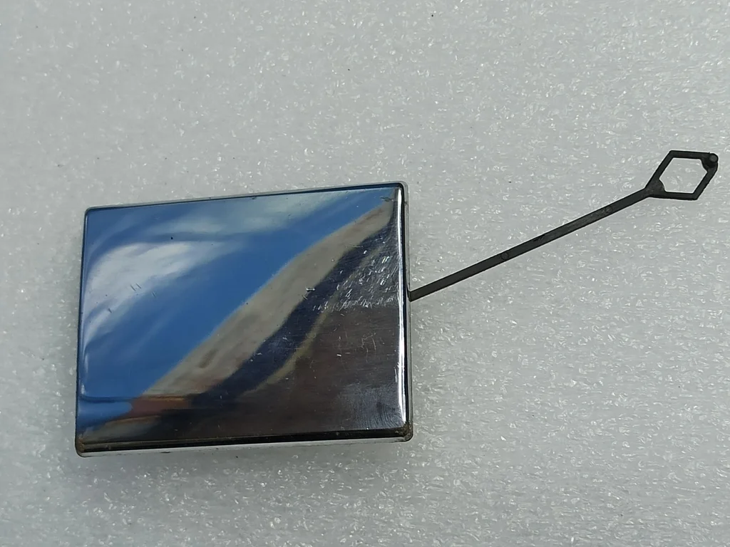 заглушка буксировочного крюка Mercedes Benz ML W166 2011- 2015