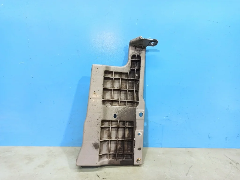 кронштейн заднего бампера Kia Sorento 1 BL 2006-2009 Рестайлинг 20.06.2006