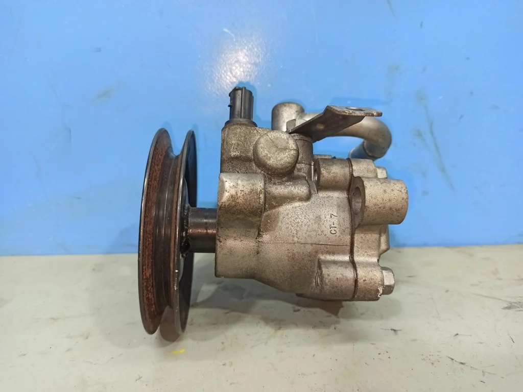 насос гур Kia RIO 2 хэтчбек 2009-2011 22.10.2010