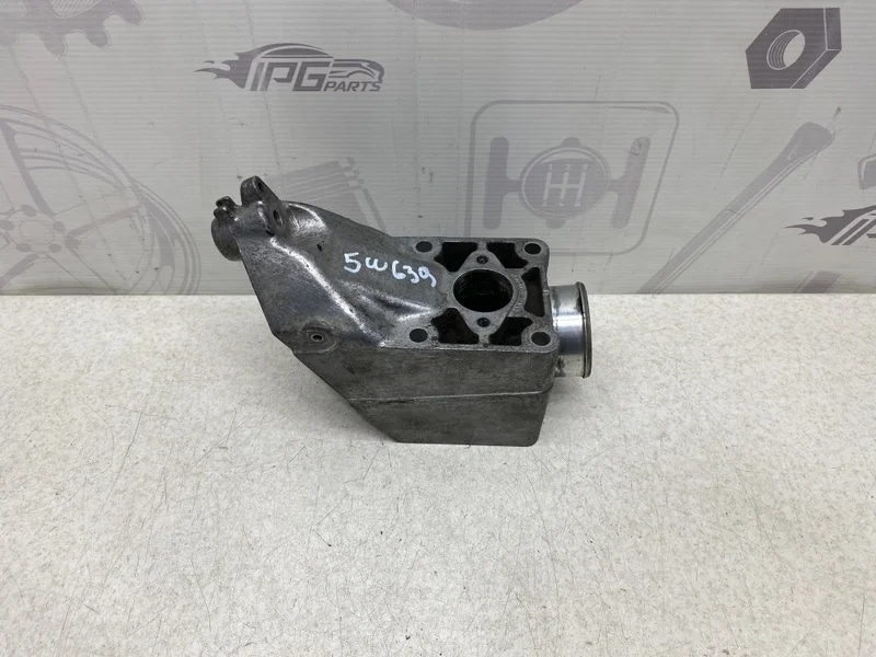 Кронштейн двигателя левый Mercedes-benz Vito 2005 W639