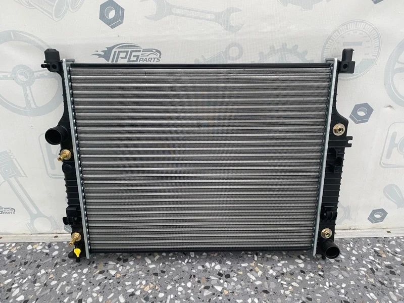 Радиатор основной Mercedes-benz ML W164