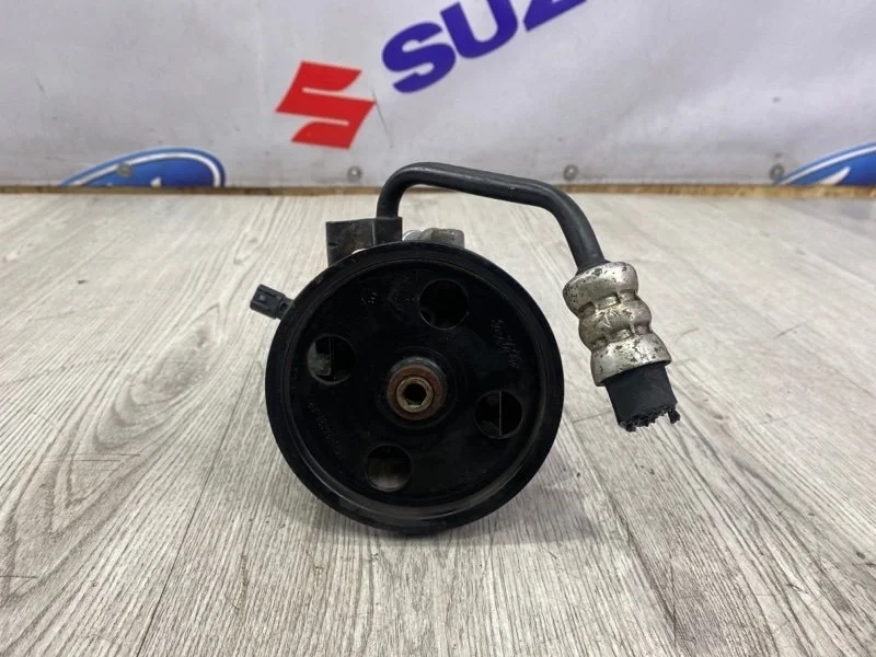 Насос гидроусилителя руля FORD FOCUS 2 2006