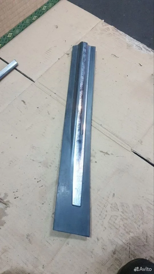 Молдинг двери задний левый Инфинити FX37 S51