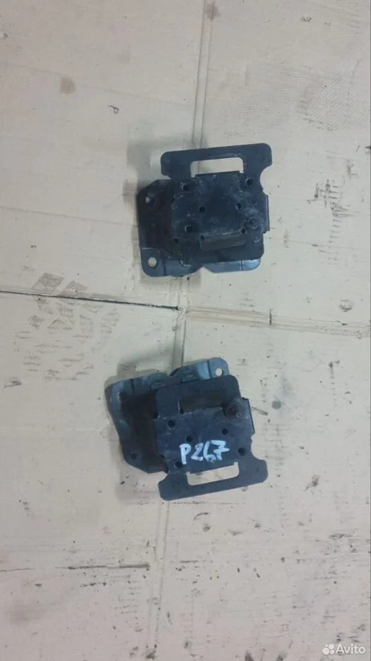 Кронштейн заднего усилителя инфинити fx35 fx37 s51