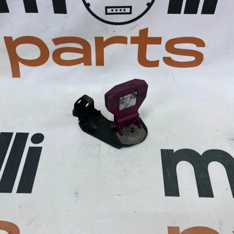 Антенна Audi A6 2020 C8