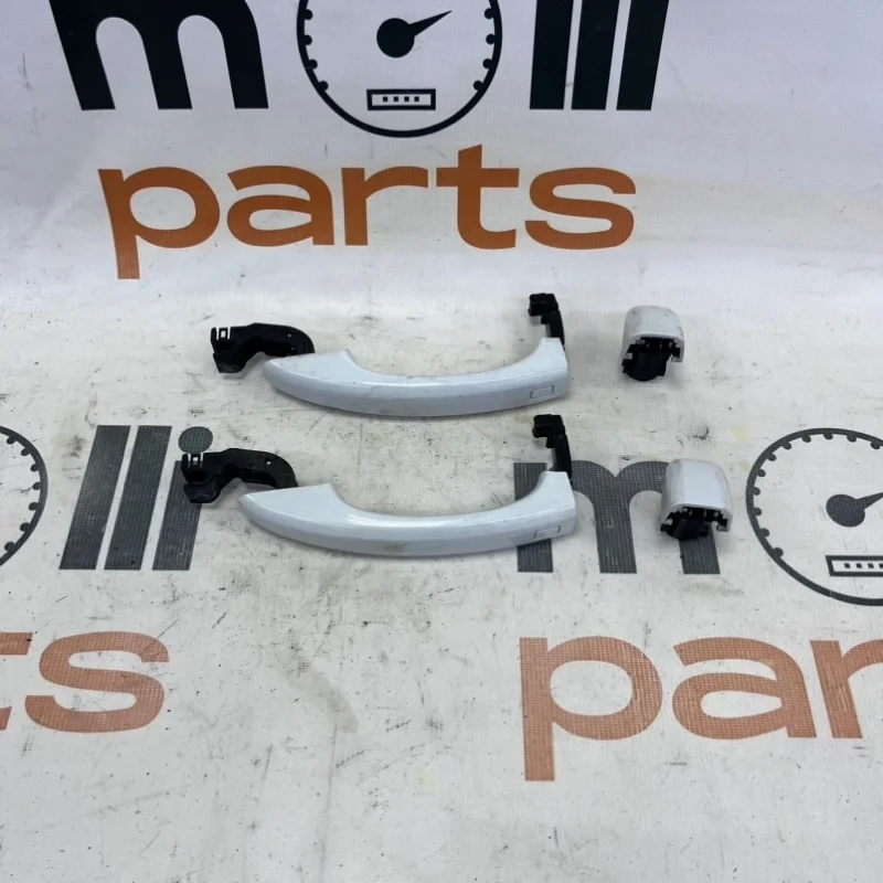 Ручка двери внешняя Audi Q3 2014 8U