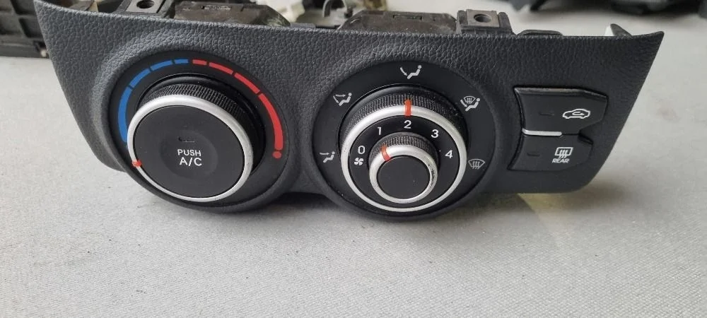 Kia RIO 2011-2017 блок управления отопителем