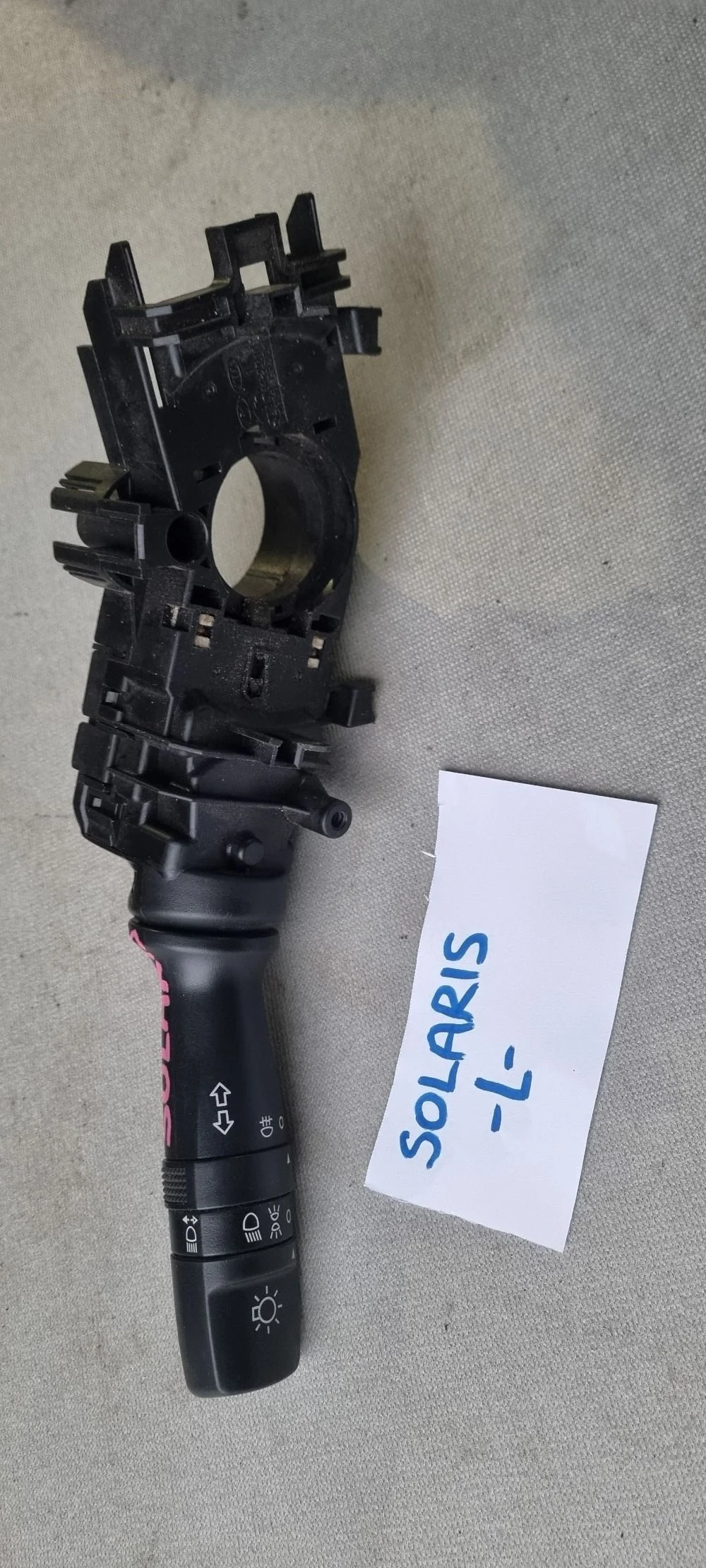 Переключатель поворотов Hyundai Solaris 2010-2017