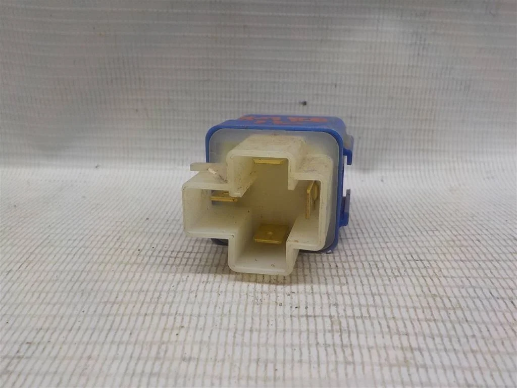 Реле Nissan X-Trail I (2000—2007)