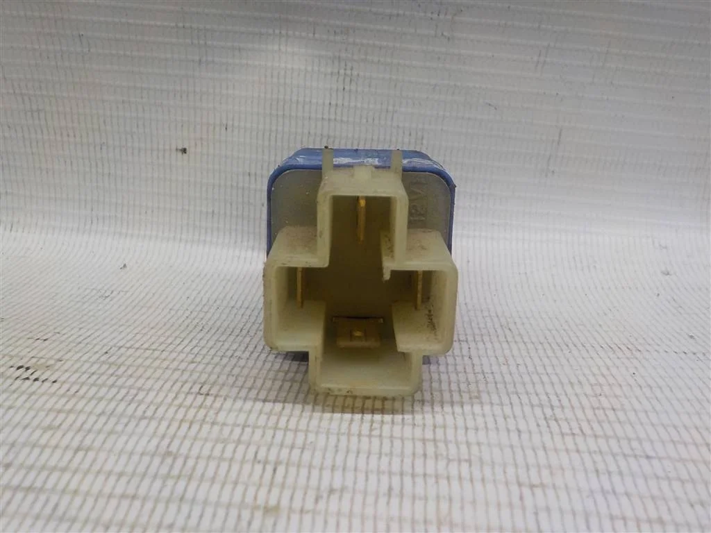 Реле Nissan X-Trail I (2000—2007)