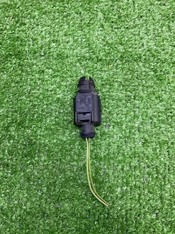 Датчик температуры воздуха Audi Q5 2010 8Z0820535 8R CDN