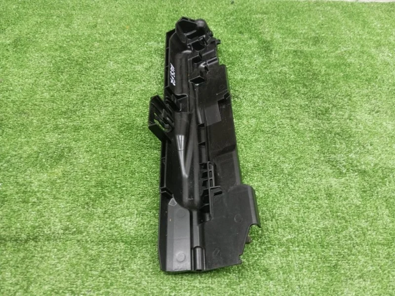 Кронштейн радиатора правый BMW 3 2011 17107524914 E90 N53B30A