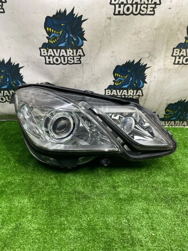 Фара правая Mercedes-Benz E-Class 2012 A2128202859 W212 276.952