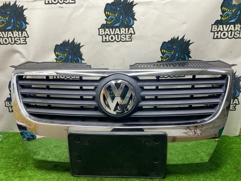 Решетка радиатора volkswagen Passat 2009 3C0853651A B6 BZB