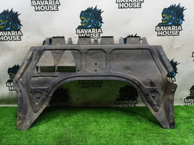 Защита двигателя volkswagen Passat 2009 3C8825235 B6 BZB