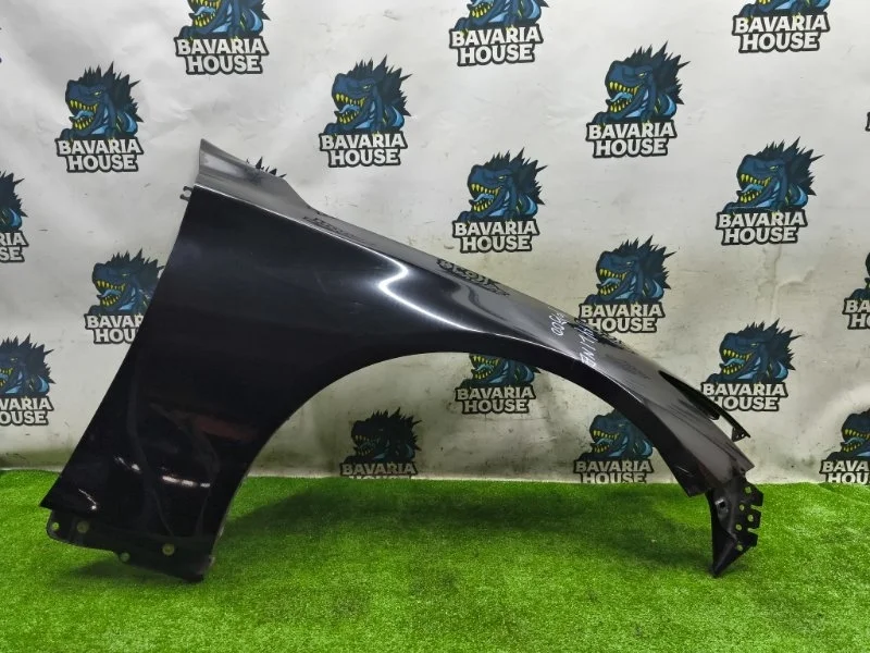 Крыло переднее правое Infiniti Q50 2015 F31004GAMA V37