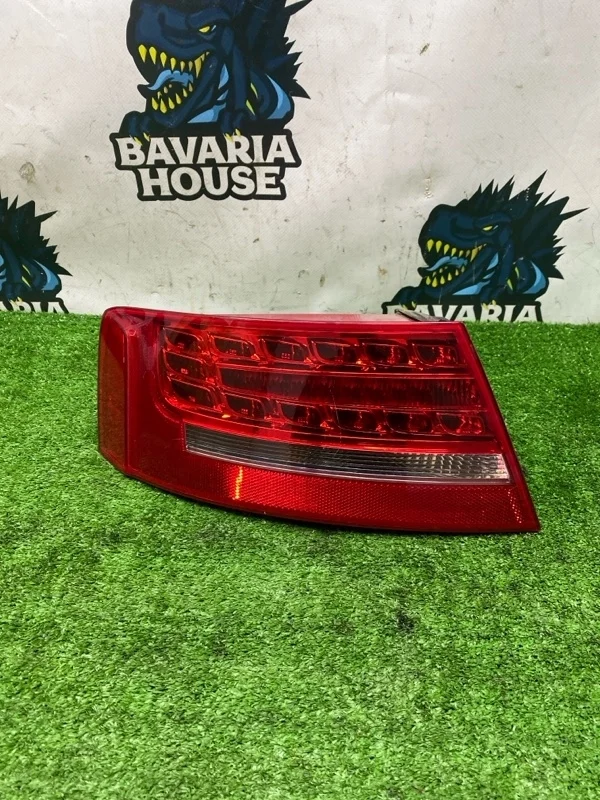 Фонарь задний левый Audi A5 2010 8T8945095D 8T