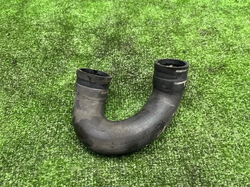 Патрубок системы охлаждения BMW X3 2006 11537521049 E83 N52B30AF