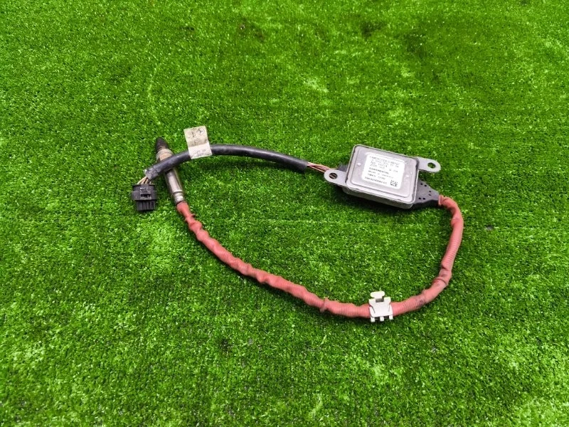 Датчик кислородный Mercedes-Benz E-Class 2012 A0009056104 W212 276.952