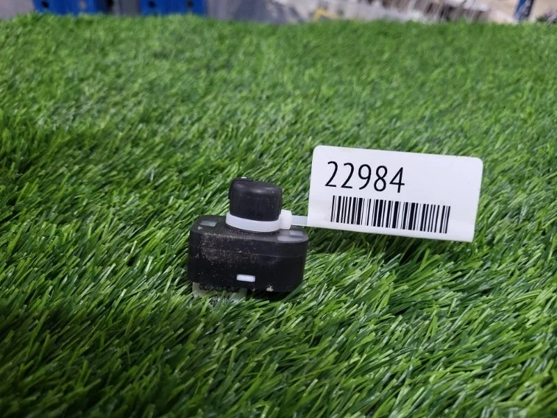 Блок управления зеркалами Audi A4 2006 8E0959565A B7 BWE 2.0T