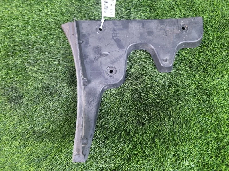 Кронштейн крепления бампера Audi A6 2005 4F5807454 C6 AUK 3.2, задний правый