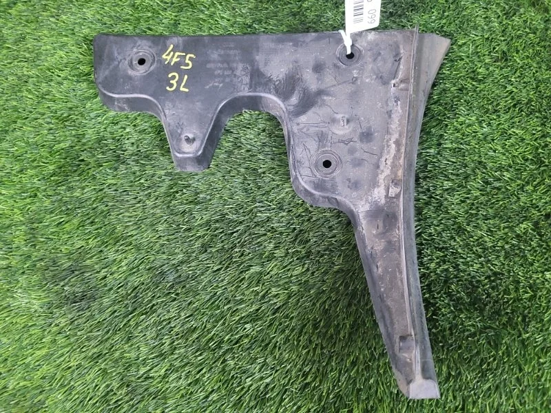 Кронштейн крепления бампера Audi A6 2005 4F5807453 C6 AUK 3.2, задний левый