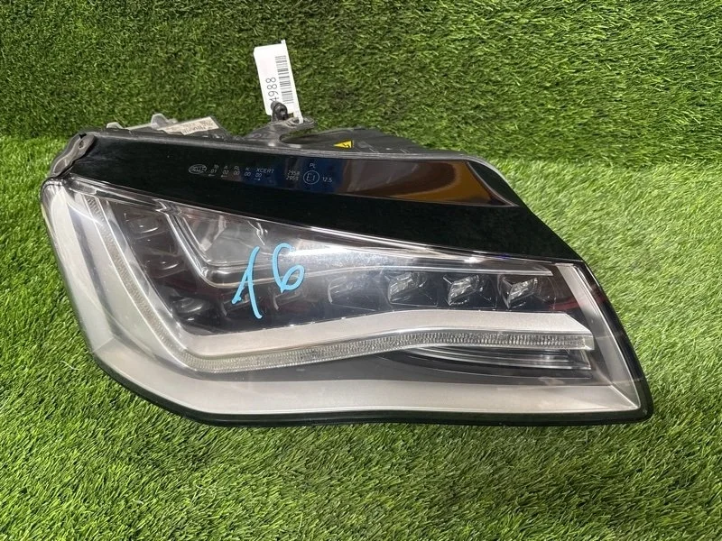 Фара Audi A8 2011 4H0941030AH D4 CDR 4.2, передняя правая