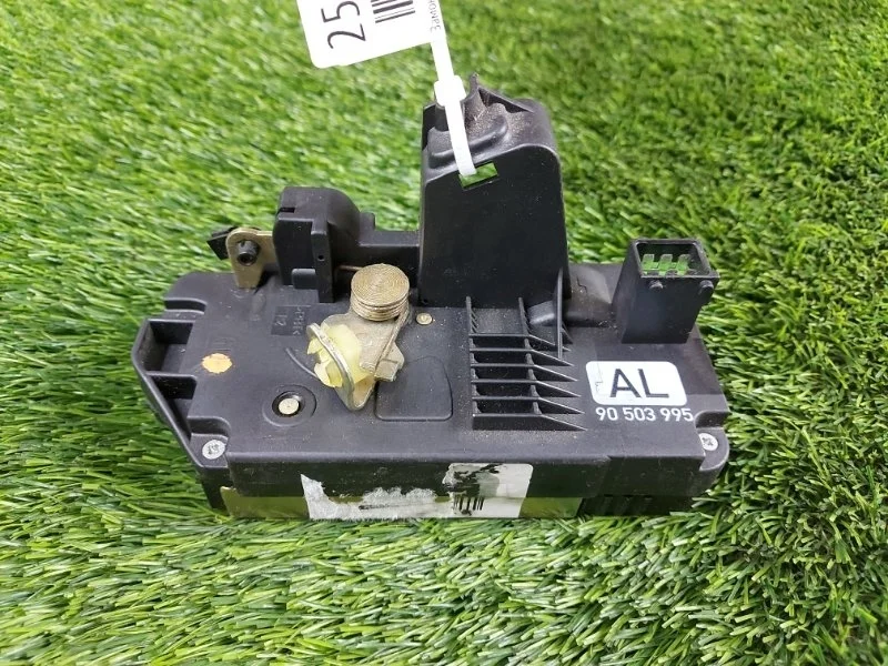 Замок двери Opel Vectra B 1998 90503995 F69 X18XE, задний левый