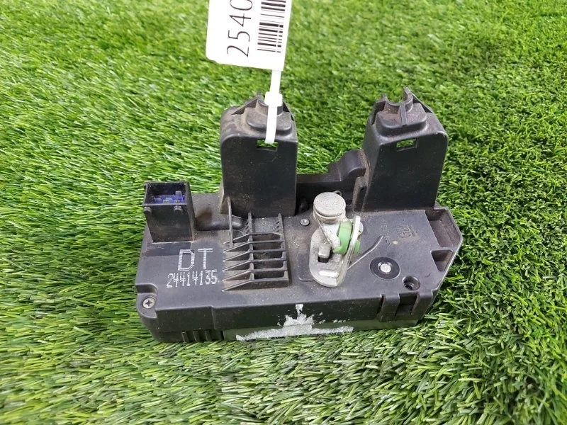 Замок двери Opel Zafira A 24414135 F75 Z18XE, задний правый