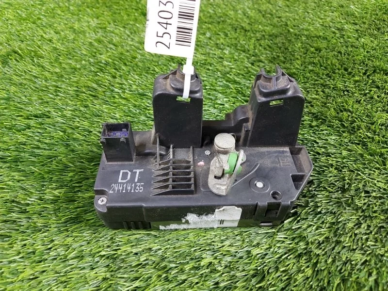 Замок двери Opel Zafira A 24414135 F75 Z18XE, задний правый