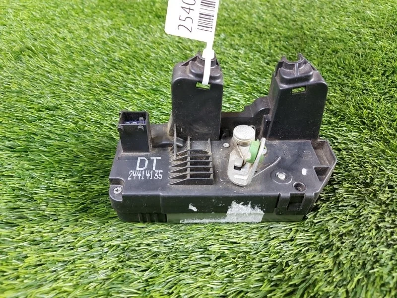 Замок двери Opel Zafira A 24414135 F75 Z18XE, задний правый