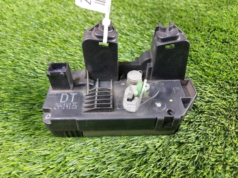 Замок двери Opel Zafira A 24414135 F75 Z18XE, задний правый