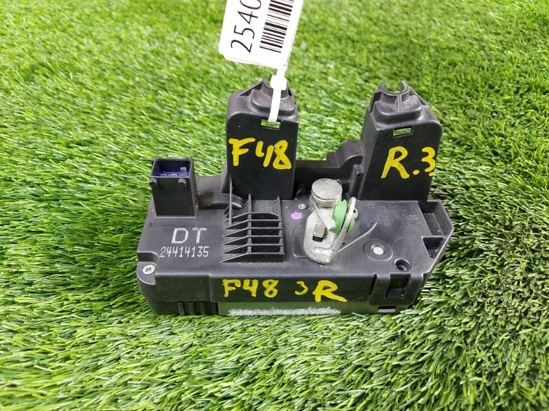 Замок двери Opel Zafira A 24414135 F75 Z18XE, задний правый