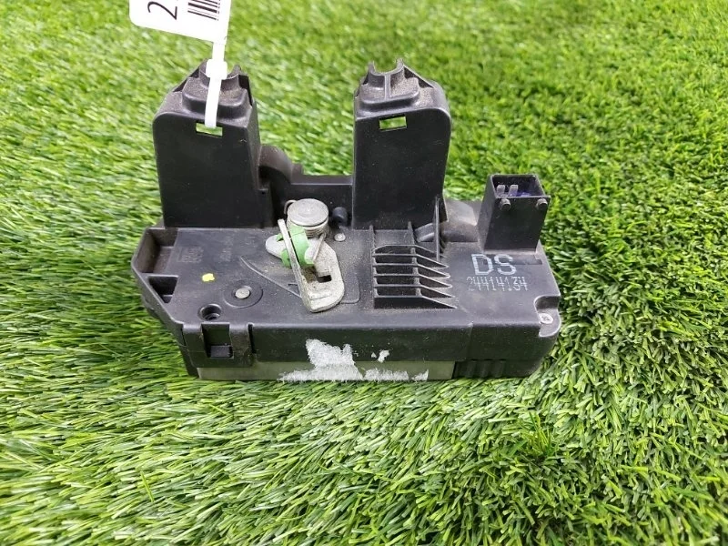 Замок двери Opel Zafira A 24414134 F75 Z18XE, задний левый