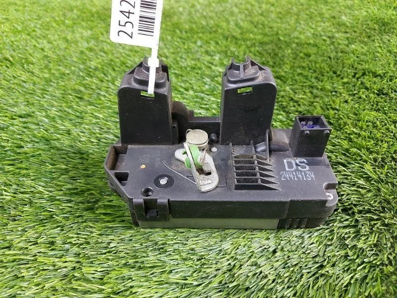 Замок двери Opel Zafira A 24414134 F75 Z18XE, задний левый