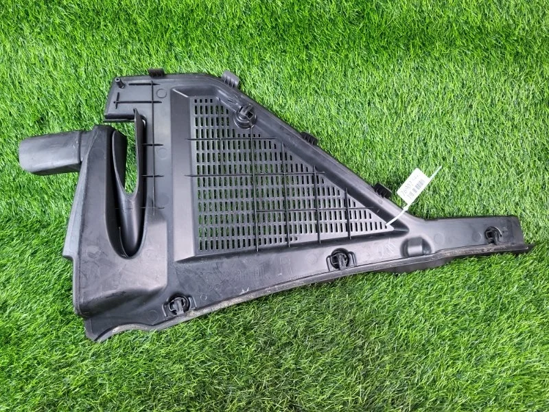 Решетка под лобовое стекло BMW X5 2012 6945584 E70 N57 D30A, правая