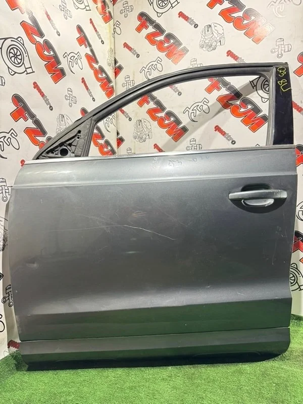 Дверь Audi Q3 8U0831051B 8U, передняя левая