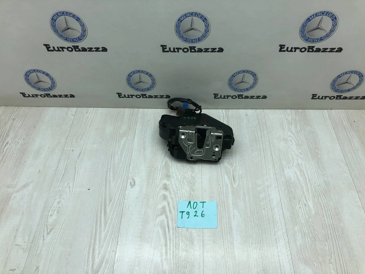 Дверной замок задний правый Mercedes W203