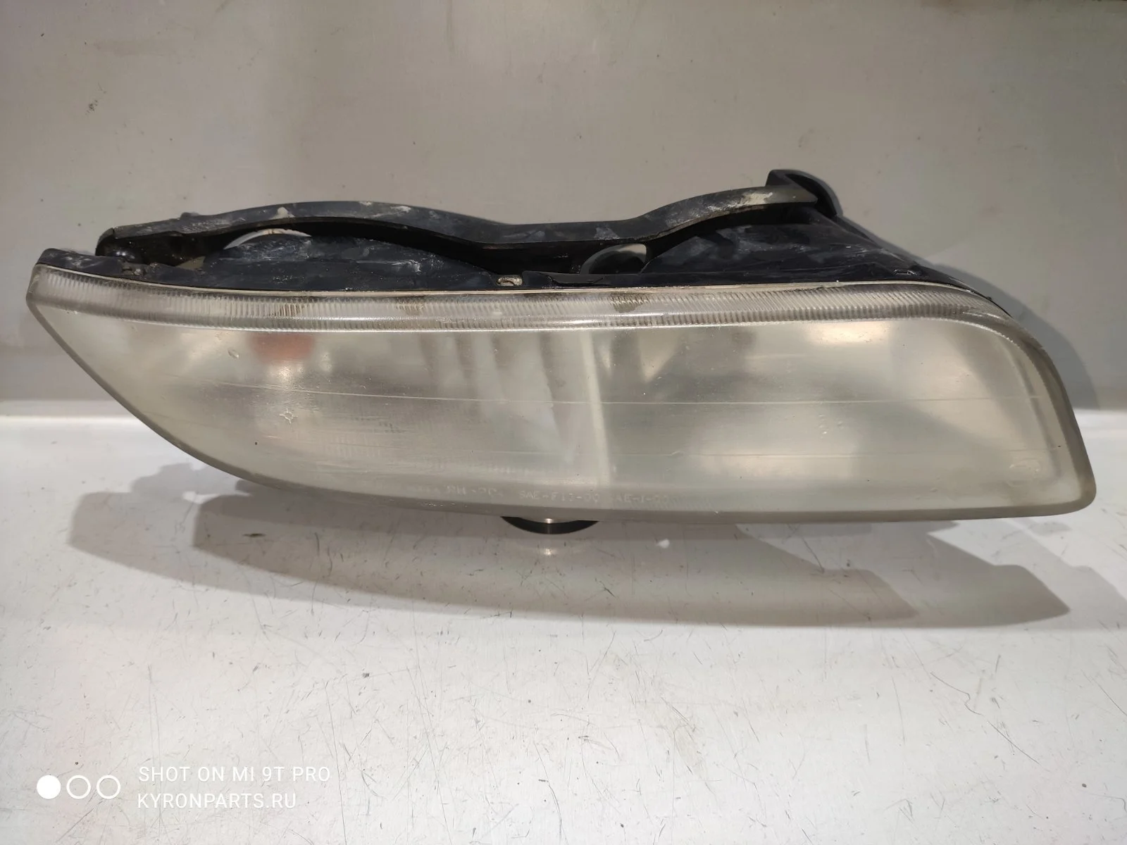 Фара противотуманная птф SsangYong Rexton 2003 Y200