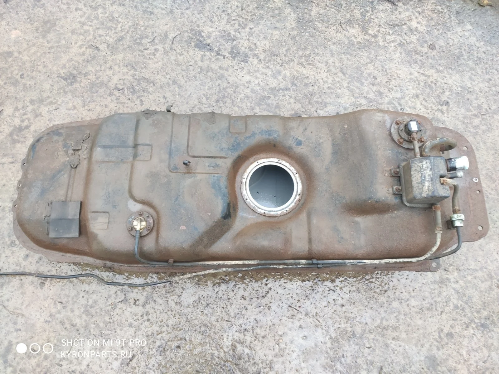 Бак топливный (бензобак) SsangYong Kyron 2009 D130