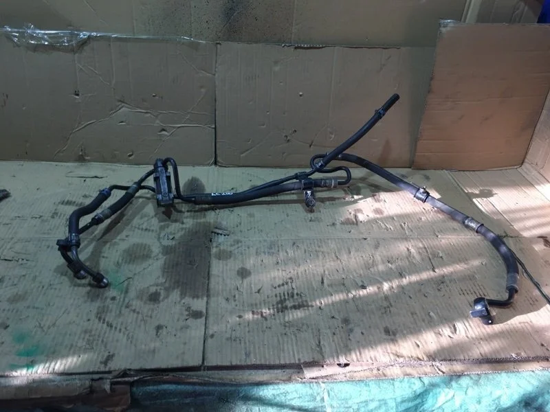 Трубка гидроусилителя Toyota Land Cruiser 2015 4441060A80 URJ200 1VD-FTV 4.5