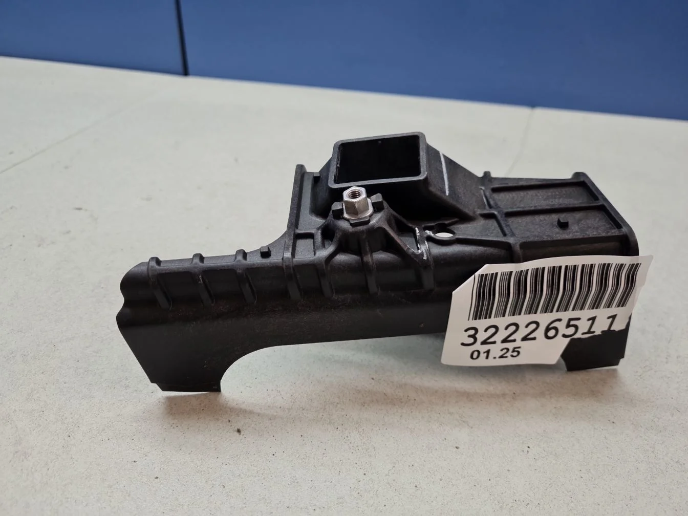 Кронштейн фонаря заднего внутреннего левого для Mercedes GL-klasse X167 GLS 2019-