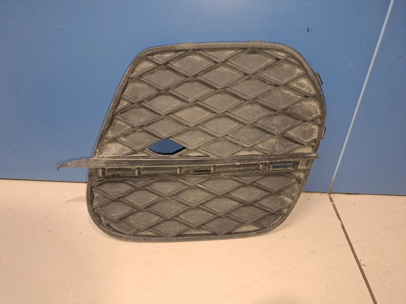 Решётка в бампер правая для BMW X5 E70 2006-2013