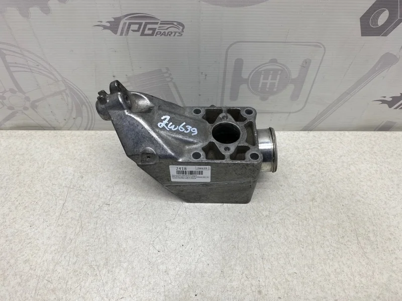 Кронштейн двигателя левый Mercedes-benz Viano 2005 W639