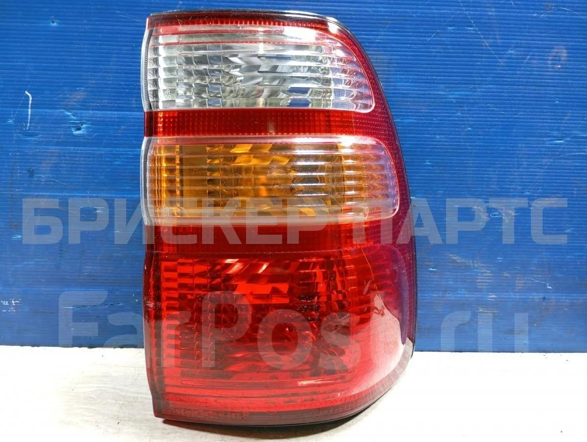 Фонарь задний правый Тойота Лэнд Крузер 100