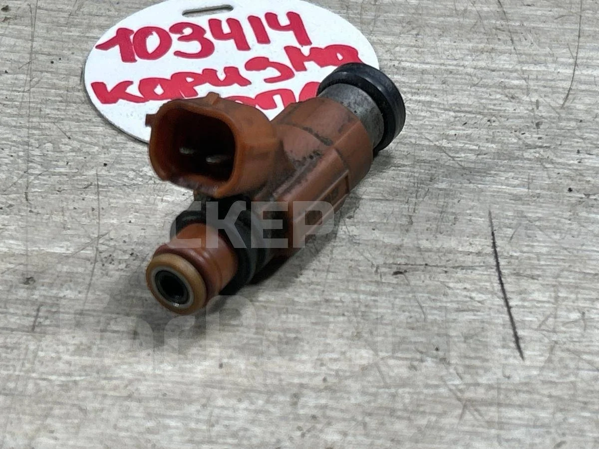 Форсунка топливная бензиновая Митсубиси Каризма I  рестайлинг