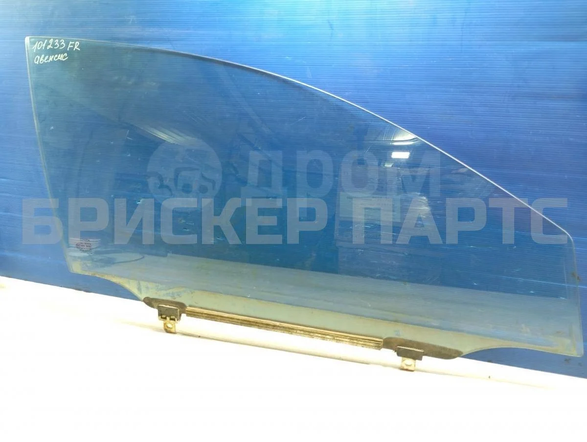 Стекло двери передней Тойота Авенсис 2 (T250)