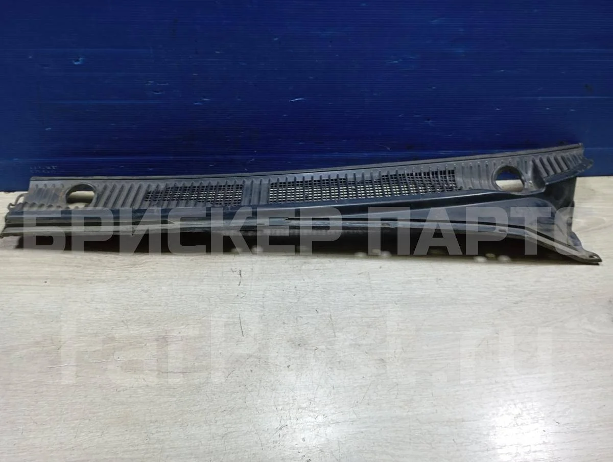 Жабо левая часть Тойота Лэнд Крузер 100