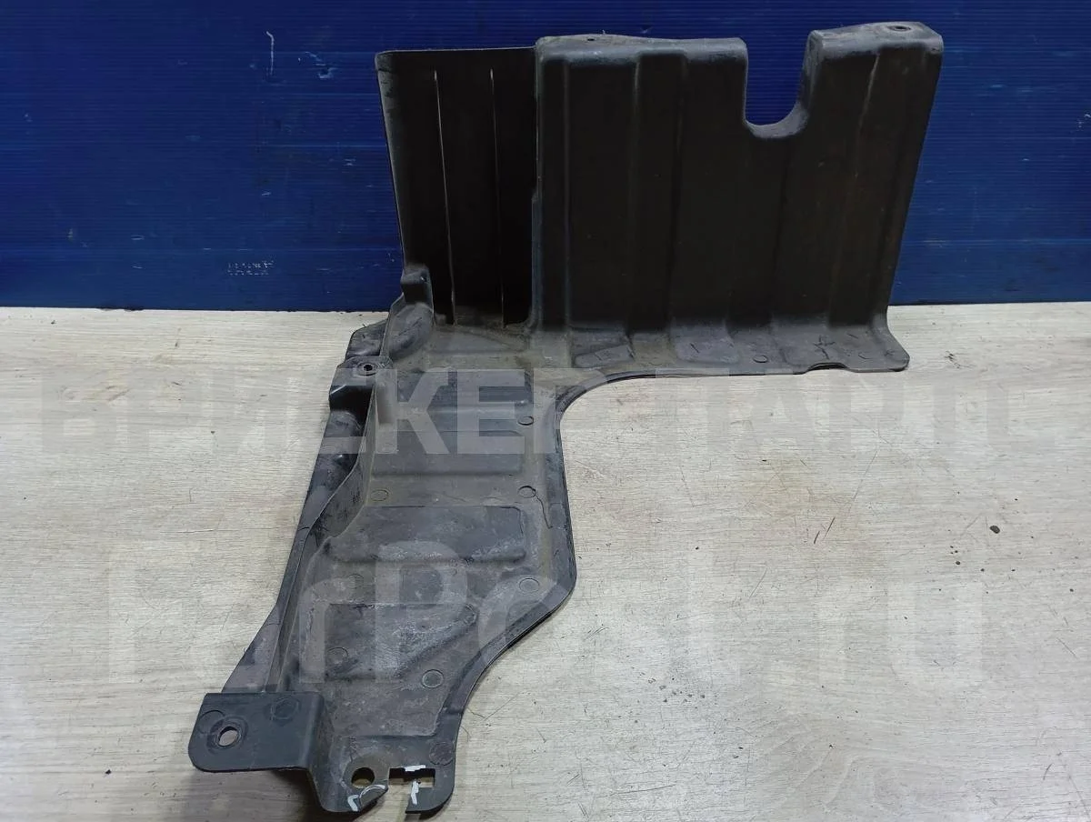 Пыльник двигателя прав Киа Сид 2  JD