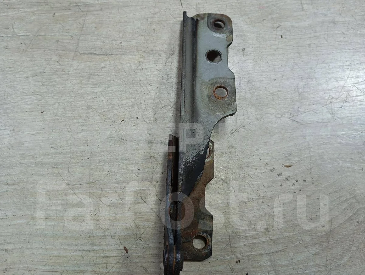 Петля капота левая Митсубиси Лансер 9  CS рестайлинг